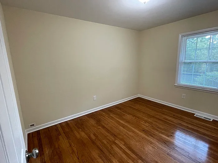 406 Bryan St — Photo 23