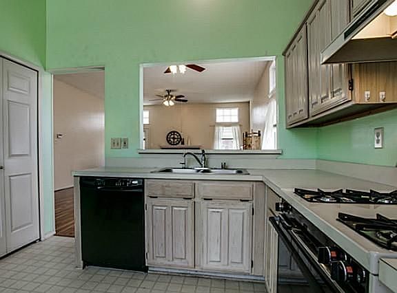 4th image of 7904 Linkwood Ct