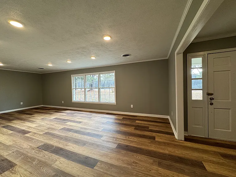 1278 Highway 12 W — Photo 3