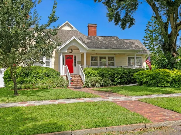 255 18th Ave NE, Saint Petersburg, FL 33704