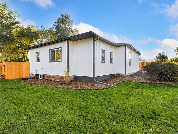 2nd image of 437 Clover Ln