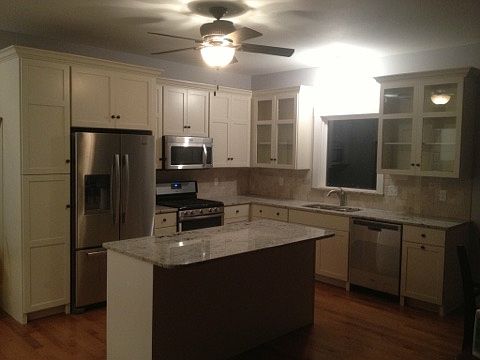 Eat in kitchen, island bar