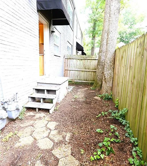 285 Oxford Pl NE #1 — Photo 25