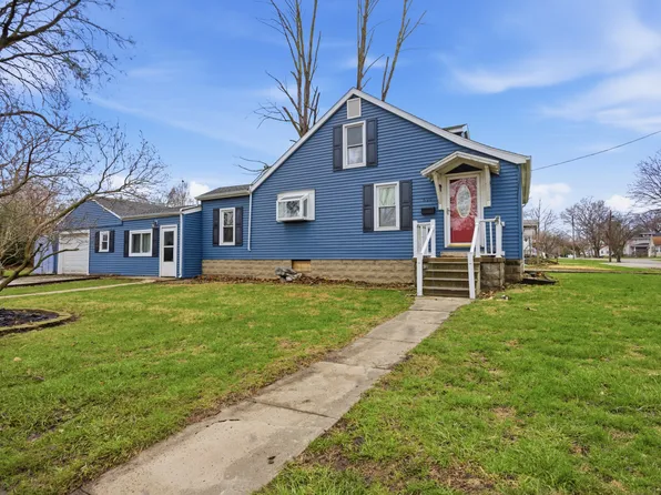 500 S Embarras Ave, Tuscola, IL 61953