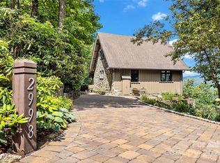 2998 Creston Dr, Black Mountain, NC 28711