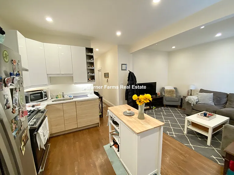 106 Buttonwood St — Photo 6