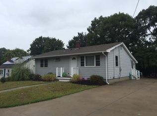 14 Seaview Ave, Fairhaven, MA 02719