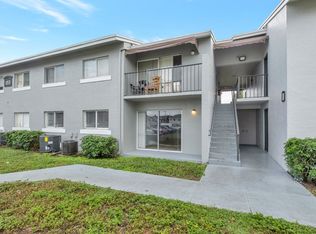 1153 Lake Victoria Dr APT I, West Palm Beach, FL 33411