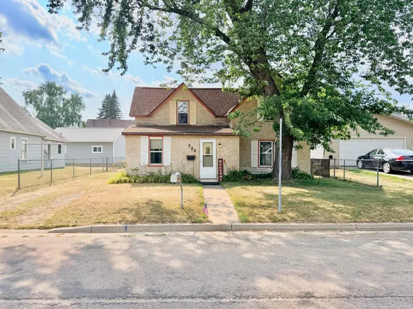 205 1st Ave NE, Brainerd, MN 56401