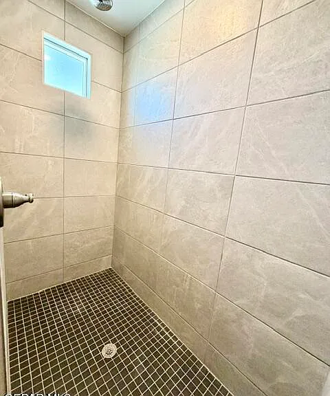 12836 Carefree Ave — Photo 17