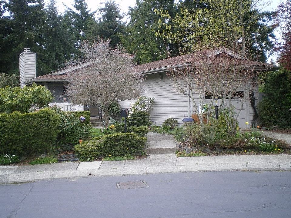 1st image of 24433 10th Ave S