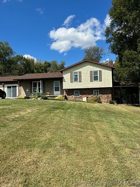 1st image of 301 E Westminister Drive
