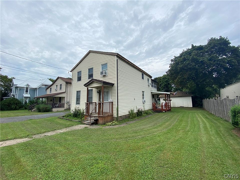 151 Seymour St, Auburn, NY 13021 Zillow
