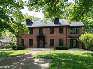 1374 Sheridan Rd, Highland Park, IL 60035