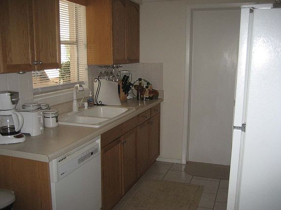 5th image of 5742 Elena Dr