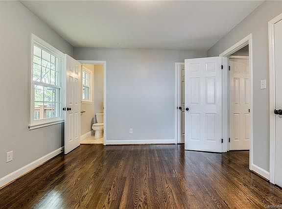 4th image of 4101 Larkspur Ln