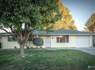 1037 SW Bade Ave, College Place, WA