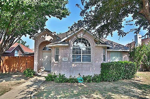 1st image of 7021 Charleston Dr