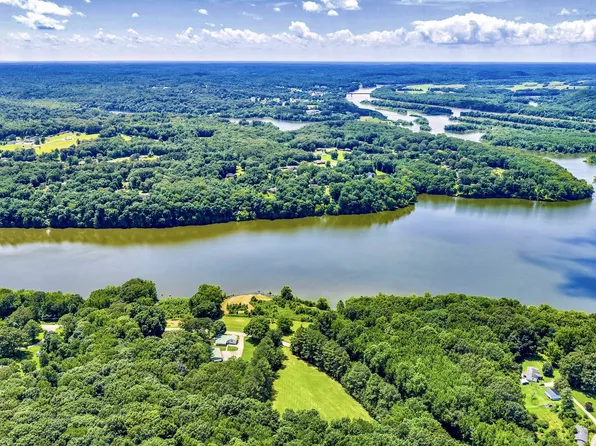 196 Wildlife Rd, Dover, TN 37058