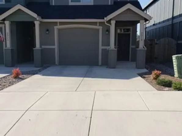 Columbia Hills Townhomes, 2313-2325 S Cispus Way #2316-2328, Ridgefield, WA 98642