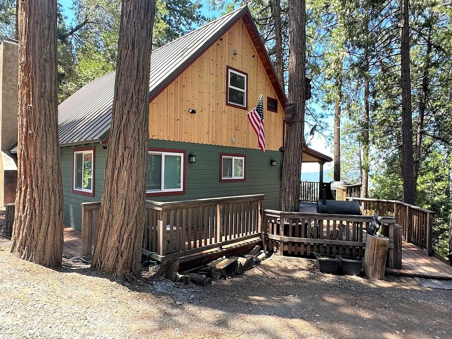 High View Cabin — Photo 1