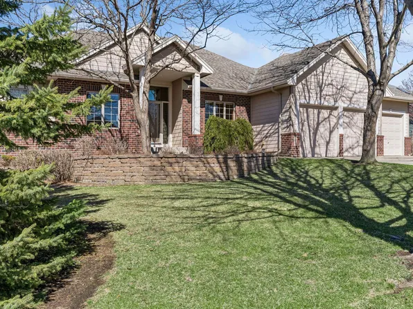 1809 Legacy Dr, Faribault, MN 55021