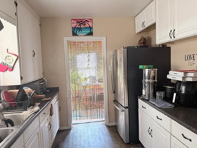 Listing photo 5
