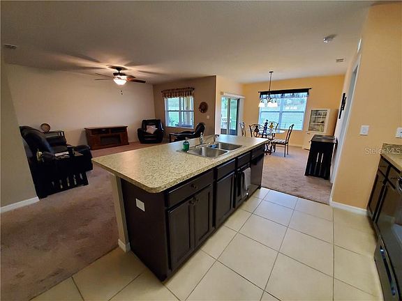 2nd image of 122 Lazy Willow Dr
