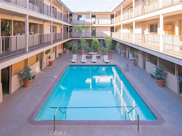 2501 W Redondo Beach Blvd, Gardena, CA 90249