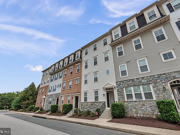 4th image of 1712 Fieldstone Ct