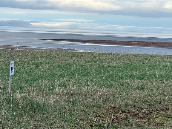 5th image of 19 Blue Bay
