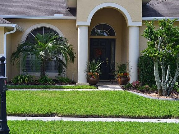 3rd image of 12520 Leatherleaf Dr