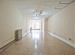 906 E Center St, Milwaukee, WI 53212