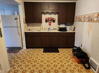 6433 Andersonville Rd, Waterford, MI 48329