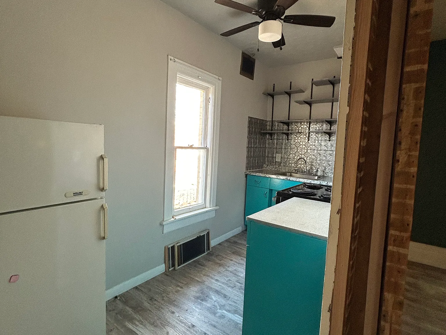 1 bed, 500 sqft, $1,200 — Photo 4