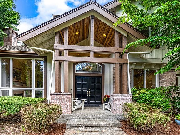 Updated 4570* sq ft home resting on a .80 acre lot. Remodeled in 2013 & updated in 2022.