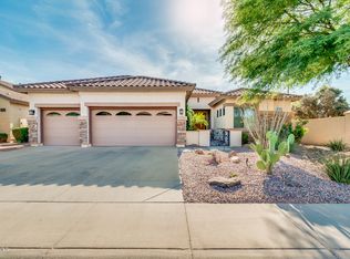 6936 S Magic Ct, Gilbert, AZ 85298