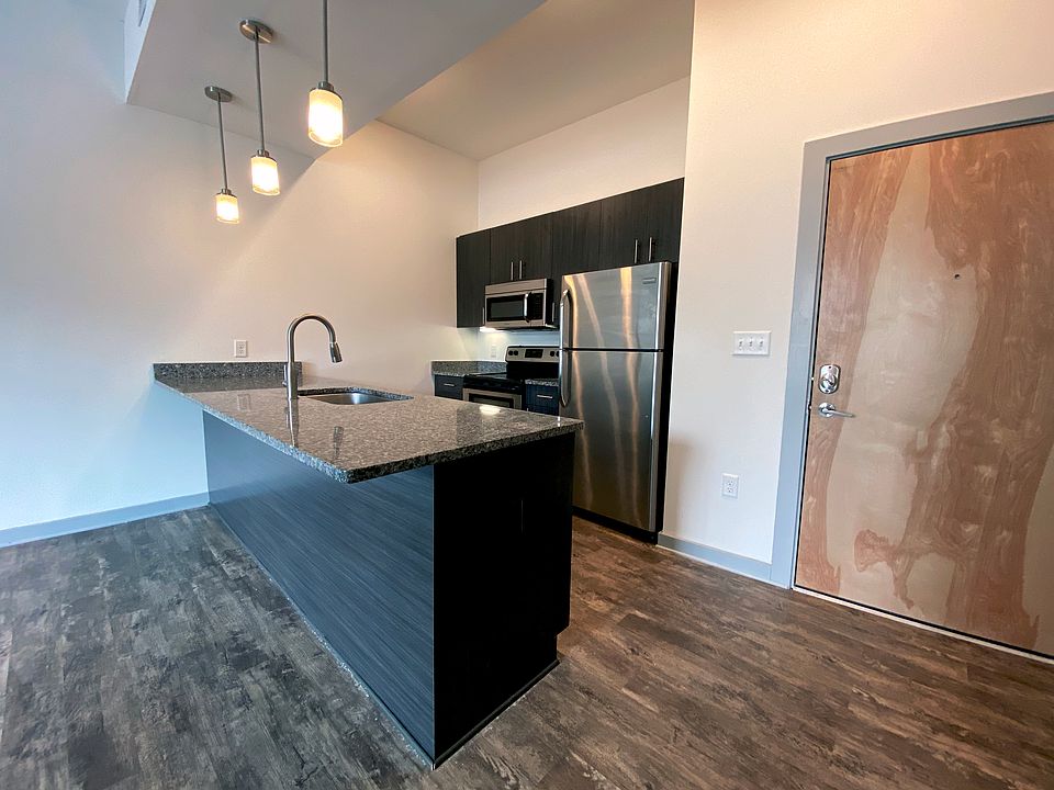 1st image of 119 S 1st St #2097772