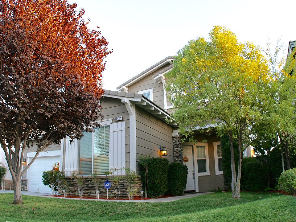 1st image of 34119 Lake Breeze Dr