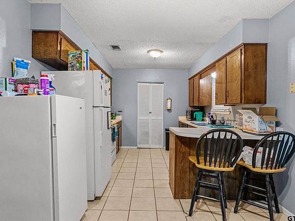 5th image of 721 Watercrest Cir