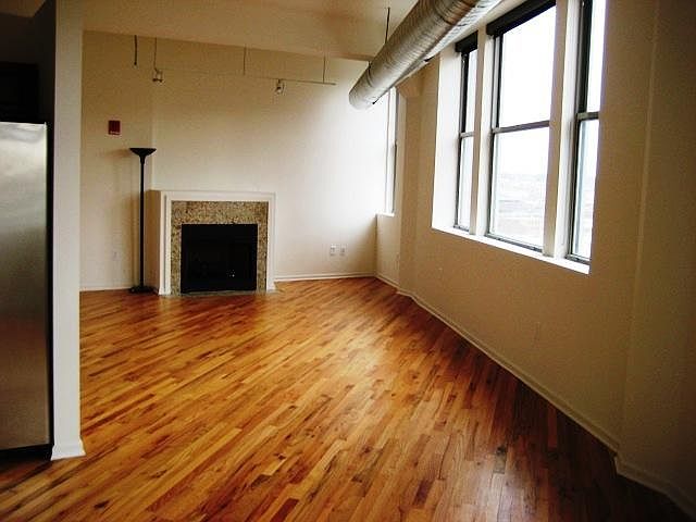 1st image of 2107 Grand Ave Unit 901