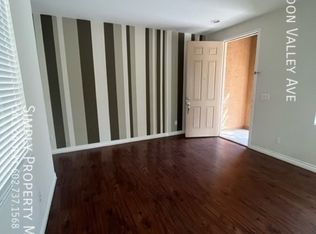 9328 Poseidon Valley Ave, Las Vegas, NV 89178