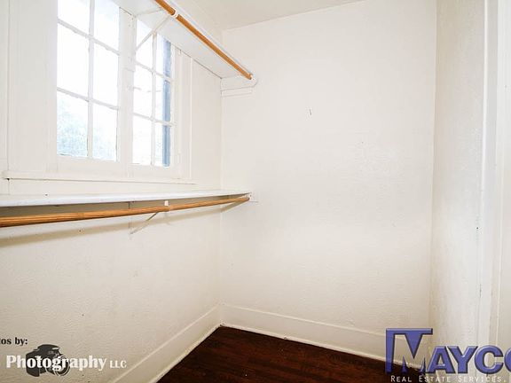 5th image of 2105 Highland Ave