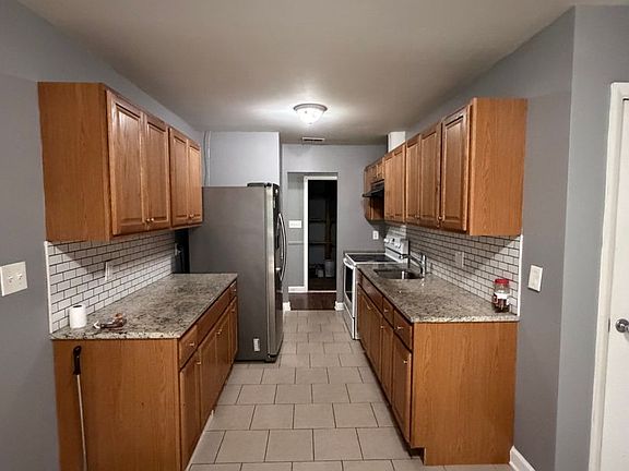 5th image of 3 Lasonia Ct