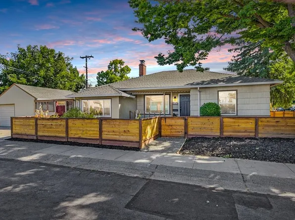 3831 58th St, Sacramento, CA 95820