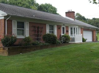 372 Hawthorne Dr, Lancaster, PA 17603