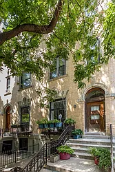 Rented by Dixon Advisory USA Inc.