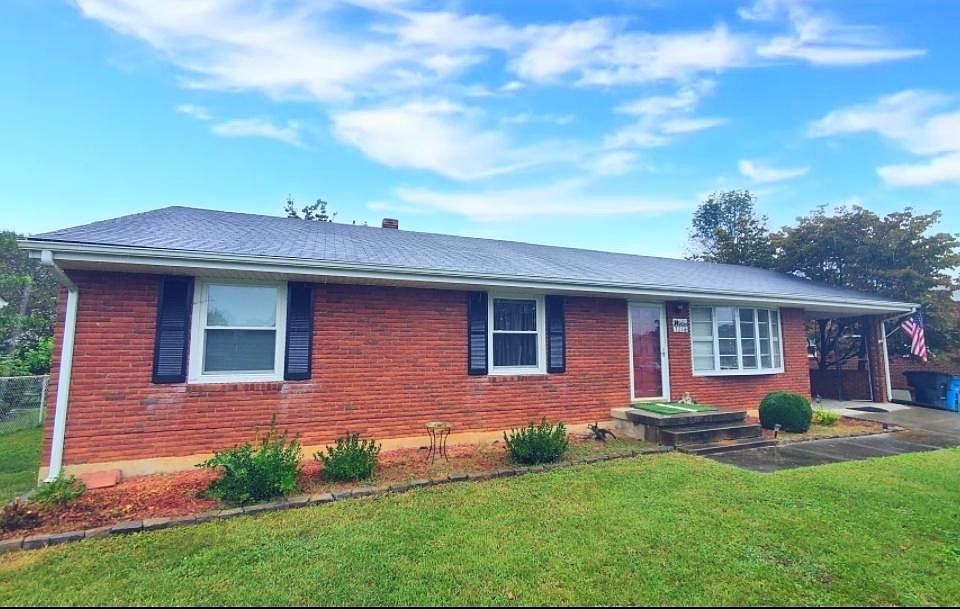 1st image of 3218 Christian Ave NW
