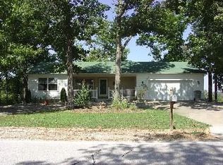 323 Highline Rd, Lake Ozark, MO 65049