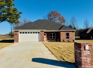 201 Heather Ln, Beebe, AR 72012